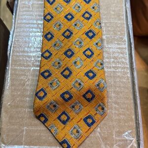 Silk Blend Tie with Geometric Design